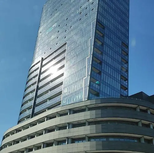 Hanza Tower Ii - Unique